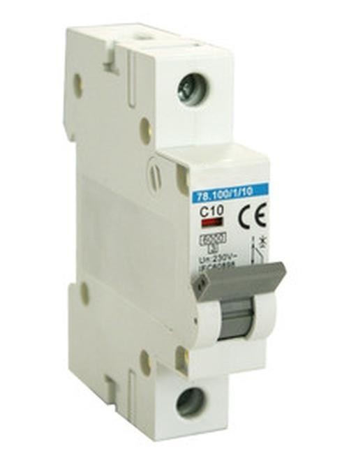 interruptor magnetotérmico 1p 16a 6ka clase c 220/240, para protección de circuitos eléctricos y prevención de sobrecargas.