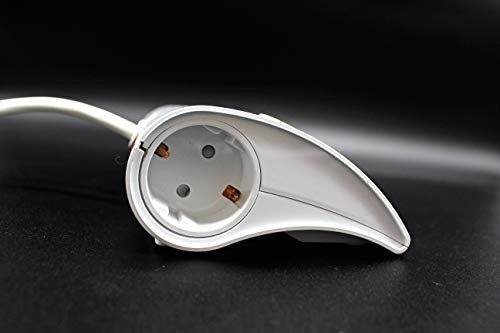 con 5 salidas y 2 puertos usb c, incluye cable, ideal para cargar múltiples dispositivos simultáneamente.